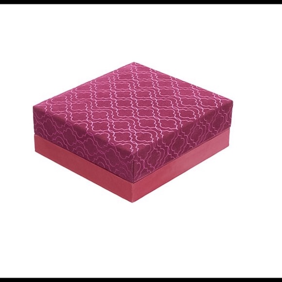 “Grandma” Silver Plated Heart Pendant Necklace NWT - Picture 5 of 6